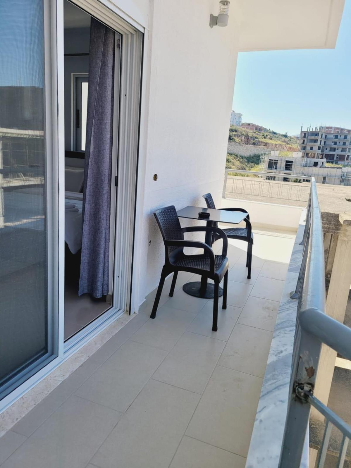 Makla Apartment ซารานเดอ ภายนอก รูปภาพ